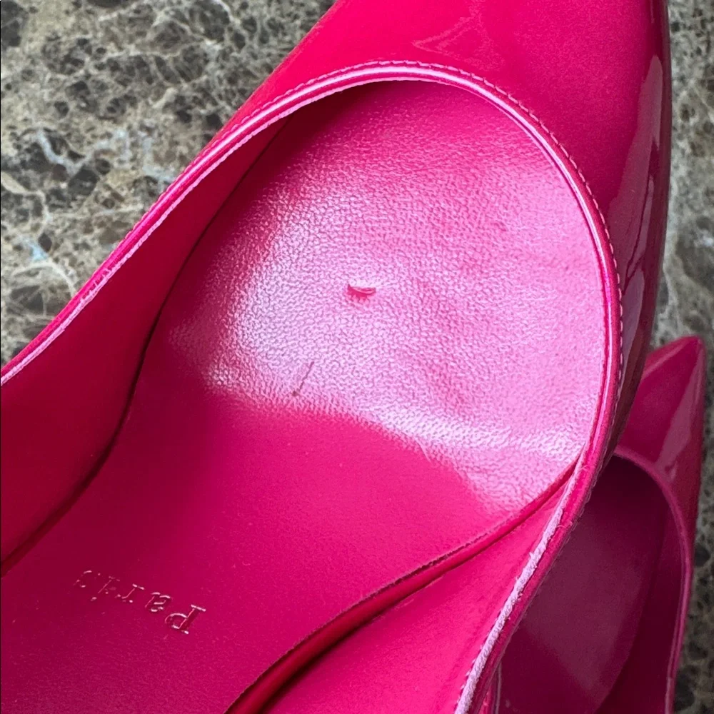 Christian Louboutin hot chick sling pinup pink patent scallop stiletto sz 39.5
